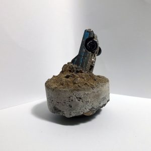 Voiture 4 — Sculpture béton et voiture Majorette, Morgan Paslier